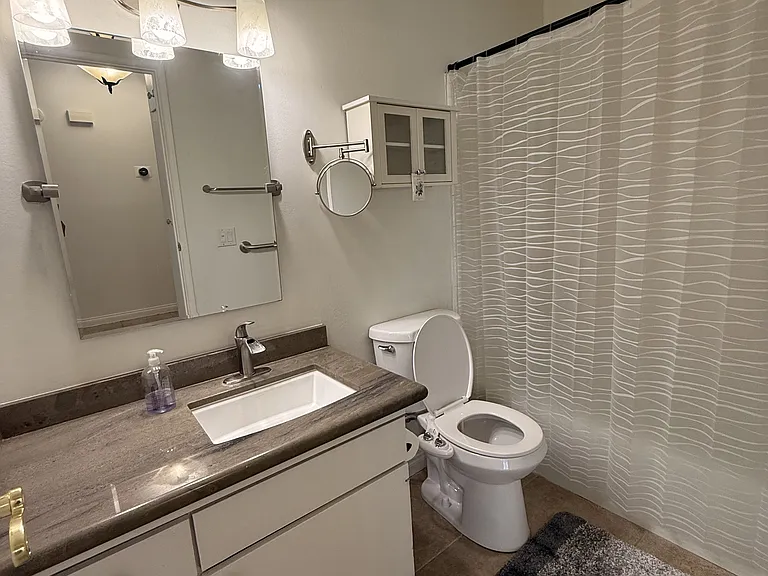265 W Campus View Dr — Photo 8