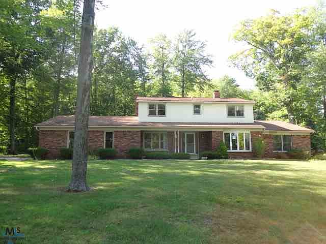 1st image of 4880 Wintergreen Dr