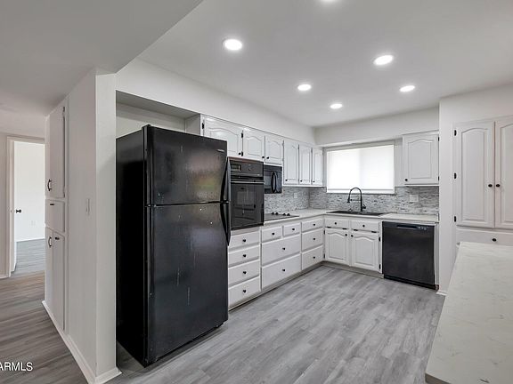5th image of 10028 W PRAIRIE HILLS Circle