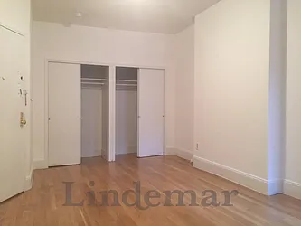 Rented by Lindemar LLC