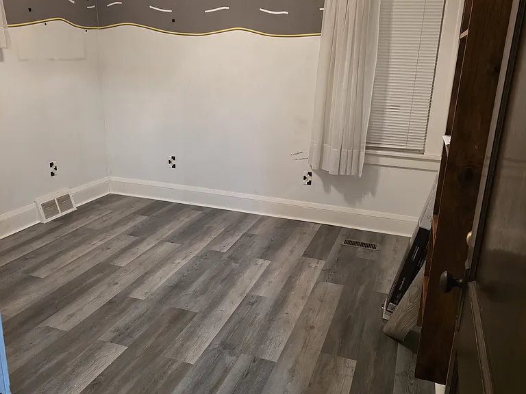 9519 Plymouth Ave — Photo 9