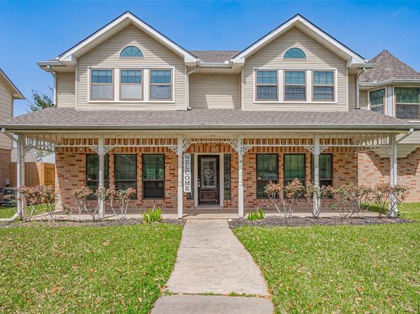 2727 Raintree Dr