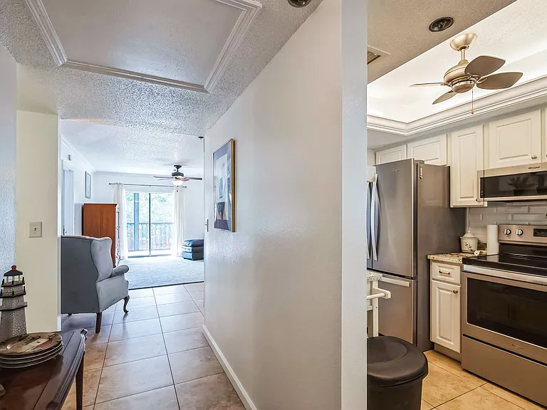 104 Capri Isles Blvd #304 — Photo 7