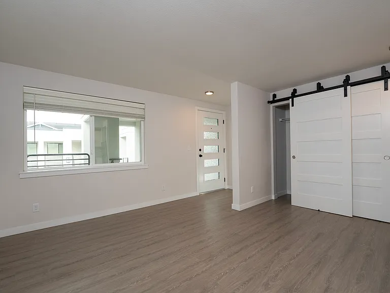 Studio 357 Sq Ft Studio 357 Sq Ft