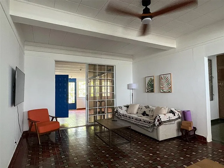 Circulo C Casa En Ramey #213-A — Photo 16