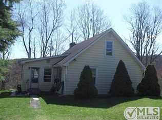 7 Karpaty Rd, Kerhonkson, NY 12446