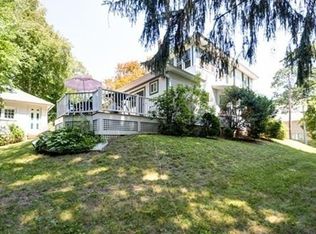 74 Hall St, Leominster, MA 01453