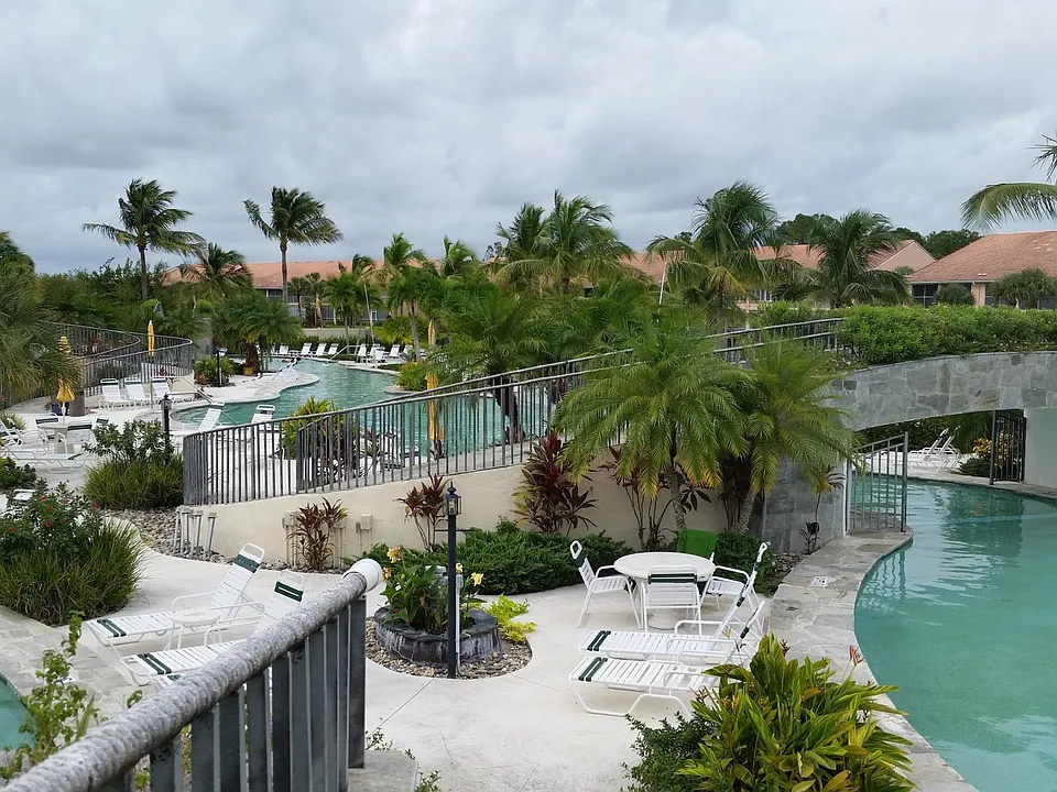 6640 Beach Resort Dr