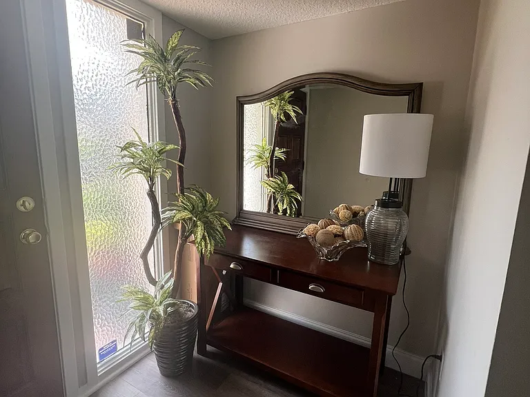 7908 Los Robles Ct — Photo 17