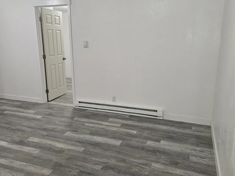 618 Railroad Ave #4 — Photo 7