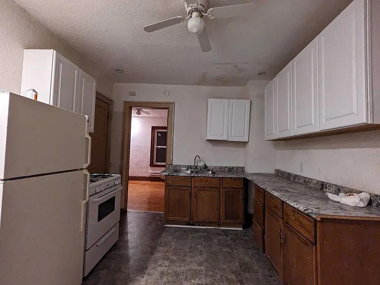 1702 S 5th St #1 — Photo 10