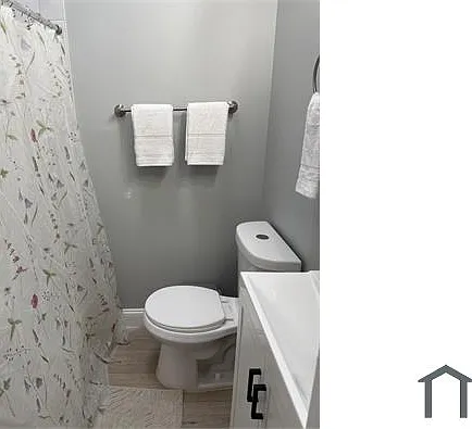 1111 S 52nd St #1 — Photo 5