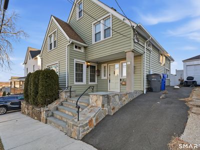 22 Robinson Avenue, Danbury, CT, 06810