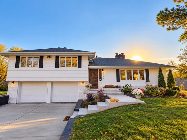 2500 Winfield Ave, Golden Valley, MN 55422