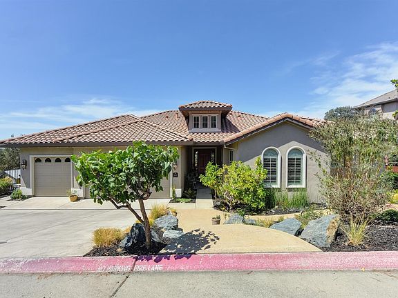 4th image of 3941 Black Oak Ct