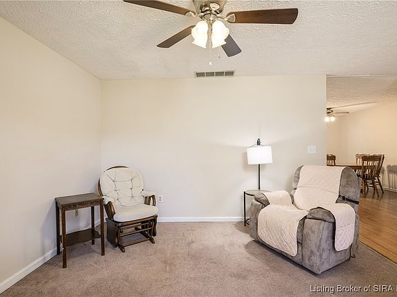 3rd image of 2334 Lombardy Drive