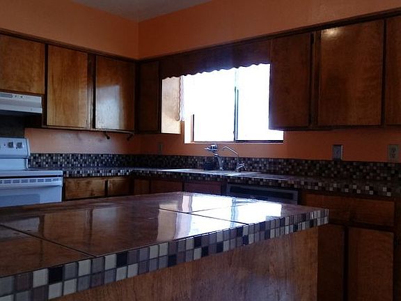5th image of 5202 Kayenta Dr