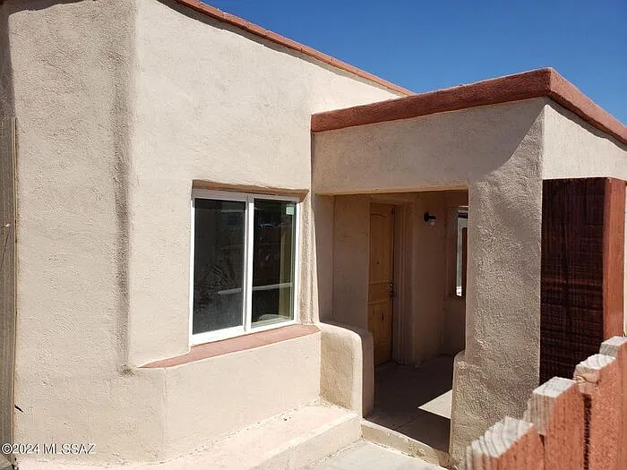 3 bed, 2.0 bath, 1036 sqft, $1,399 — Photo 1
