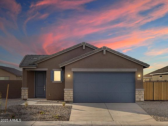 3rd image of 2659 E San Miguel Drive