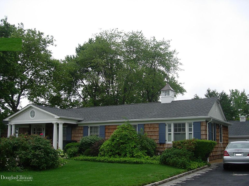 1st image of 21 Secor Dr