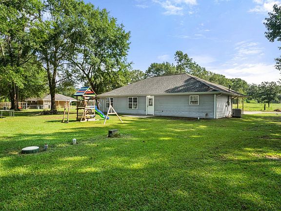 2nd image of 528 Timothy Dr