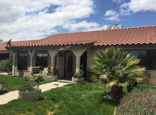 9716 Rose Dr, Oak Hills, CA 92344