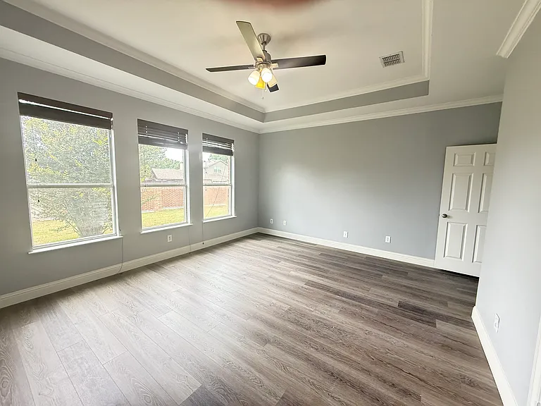 11021 Firefly Ln — Photo 8