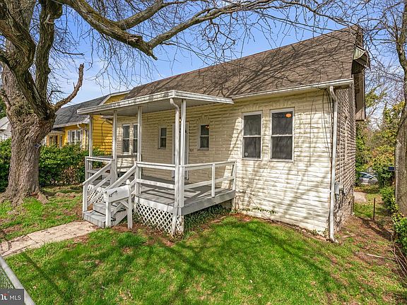 2nd image of 505 Northpoint Rd