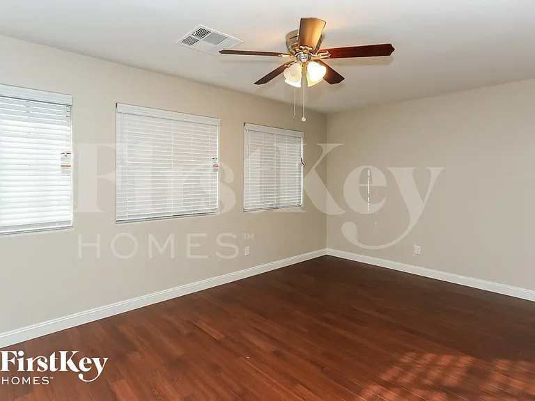 6700 Rio Sands Ct — Photo 12