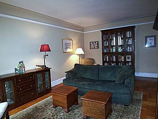 Sold by Anna Pinto Realty | media 50