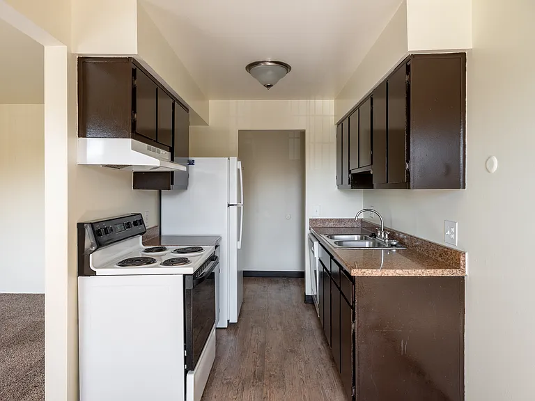 River Raisin Apartments — Photo 29