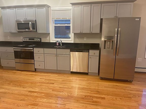 3rd image of 18 Kenwood St #1