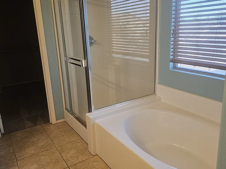 44304 W Vineyard St — Photo 10