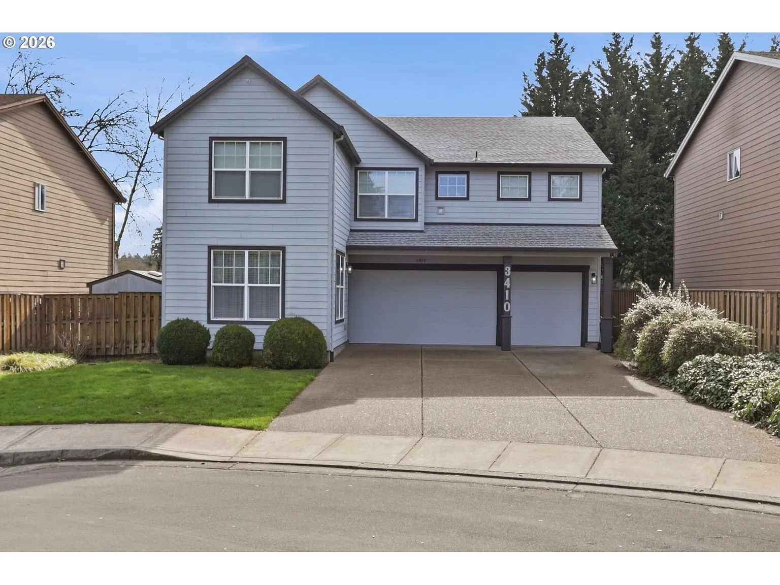 3410 SE Radcliff Ct photo 1