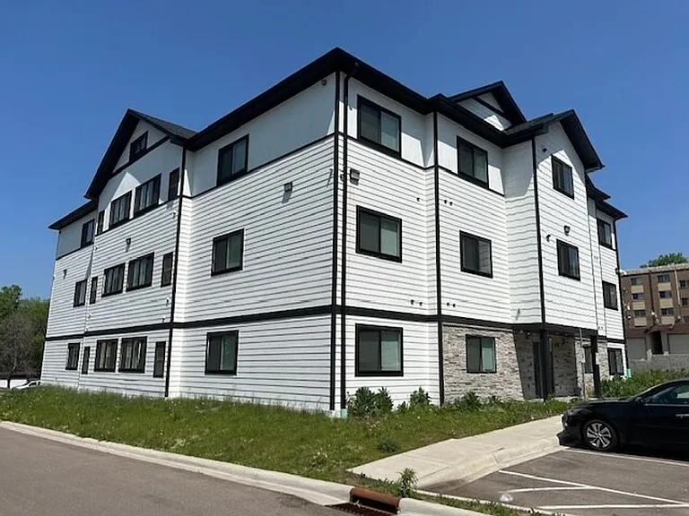 The Eastview — Photo 1