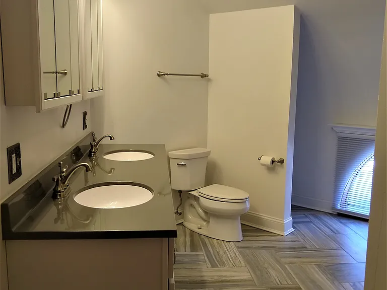 122 W Ridge St #C — Photo 14