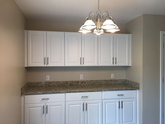 4th image of 136 Audrey Cir