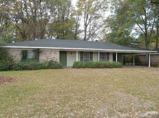 5835 River Rd, Jackson, MS 39211