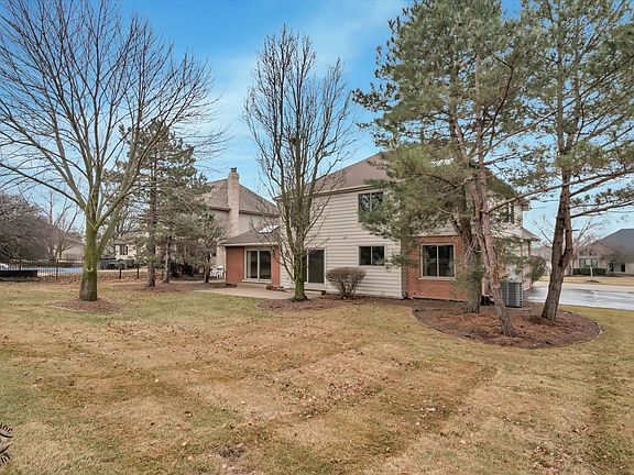 3rd image of 21377 Bramble Dr