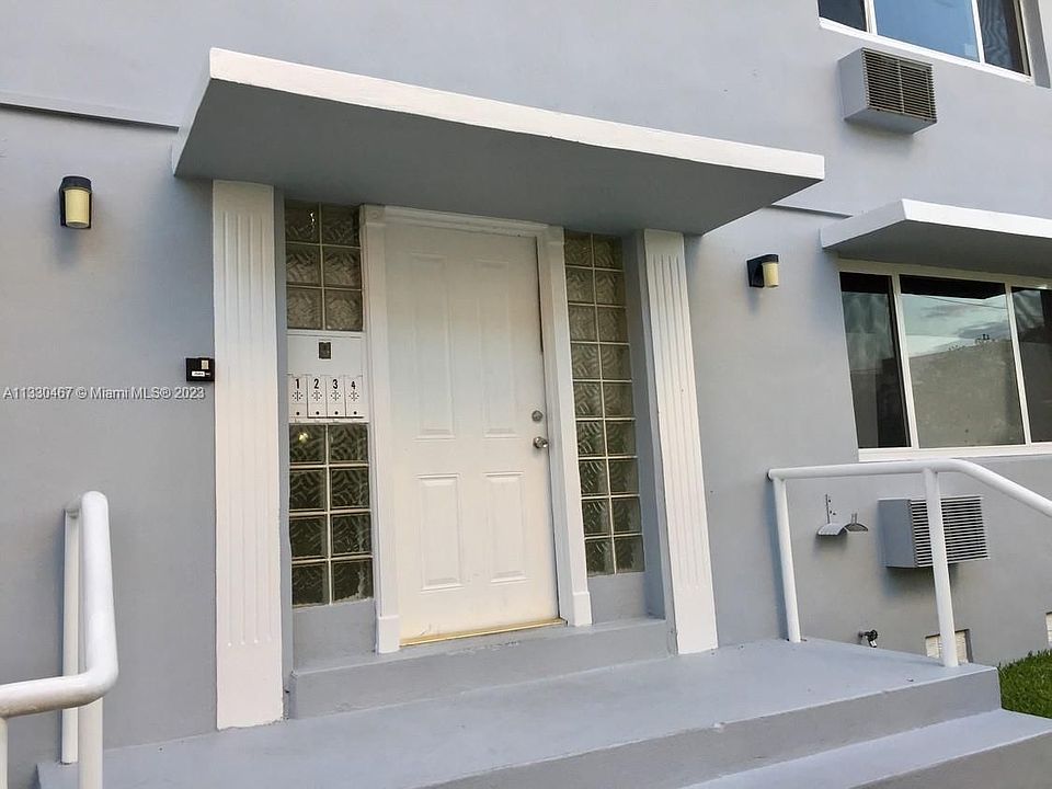 1st image of 1973 Marseille Dr APT 4