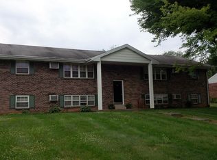 956 E Oak St APT C, Palmyra, PA 17078