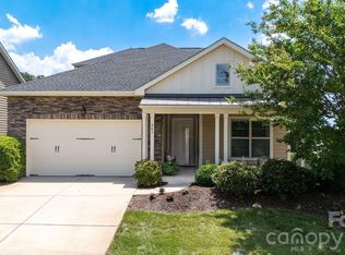 261 Stone Mountain Way, Denver, NC 28037