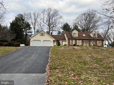2535 NW River Rd W, Reading, PA, 19605