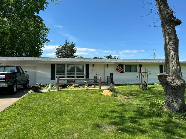 1501 Haskell St, Burlington, IA 52601