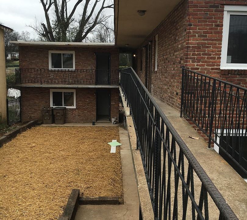 1st image of 2135 15th Ave N APT 102