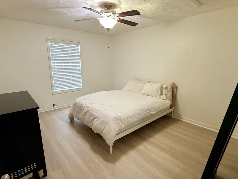 808 Olde Mill Ln — Photo 10
