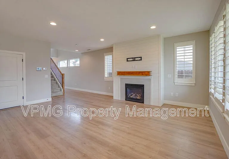 12501 NE 102nd Way — Photo 11