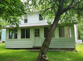 195 Maple St, Tobyhanna, PA 18466