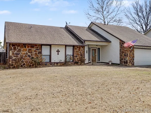 3005 S Juniper Pl, Broken Arrow, OK 74012