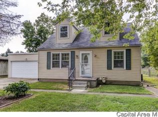 1117 N 32nd St, Springfield, IL 62702